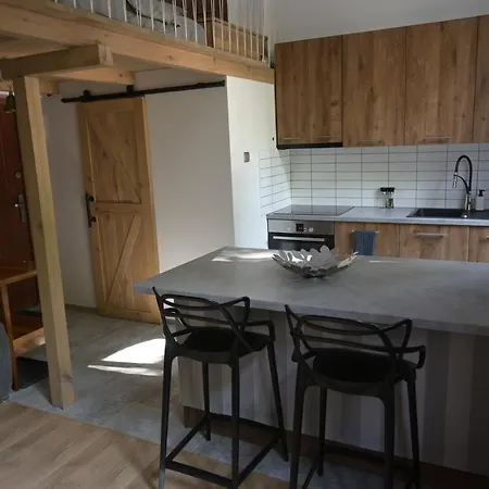 Kawalerka Z Antresola Do Wziecia شقة